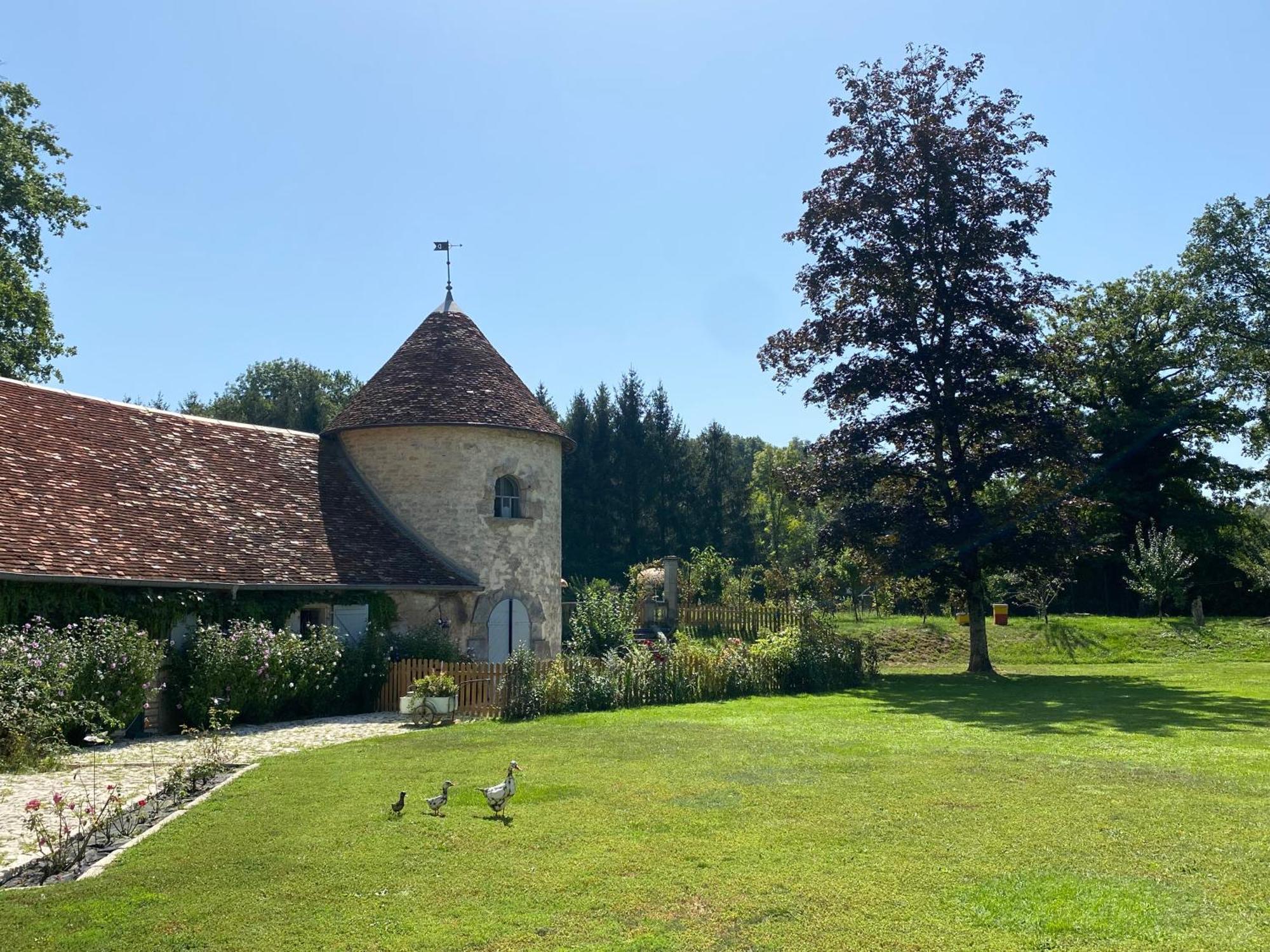 Le Colombier De Malpas Bed and Breakfast Quingey Eksteriør billede