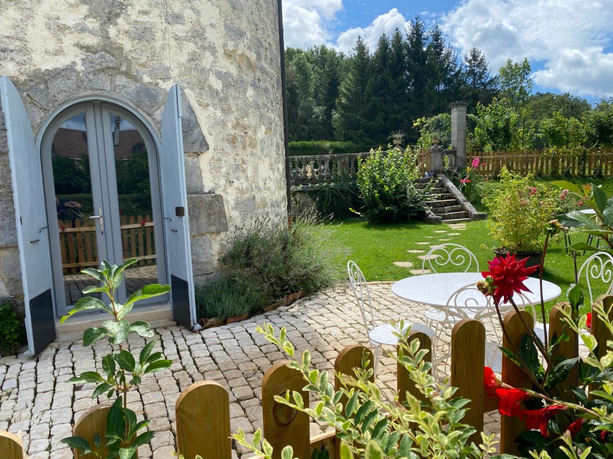 Le Colombier De Malpas Bed and Breakfast Quingey Eksteriør billede